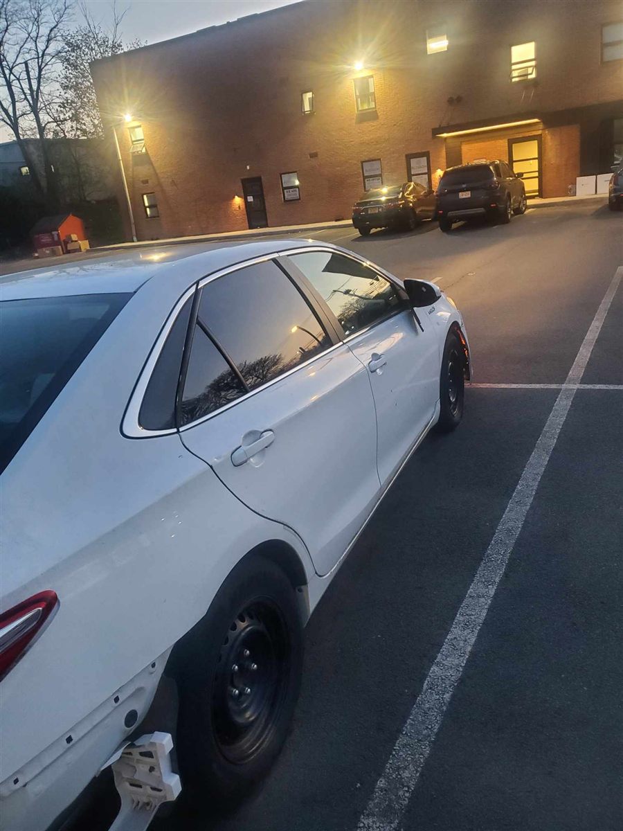 2017 Toyota Camry Hybrid — white, 118k miles